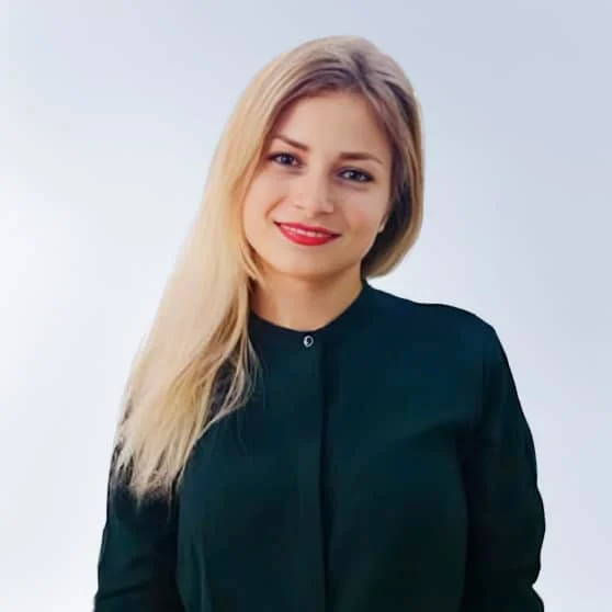 Nadiaa-Profile.webp